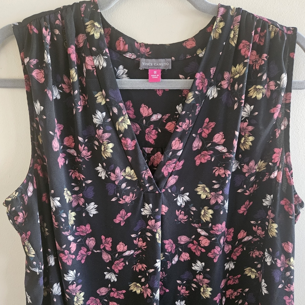 Vince Camuto Black Floral Blouse - Picture 3 of 7